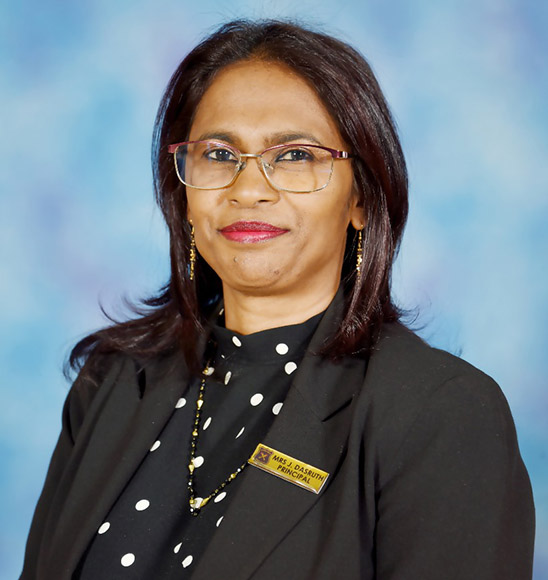 _0035_JDasruth Principal